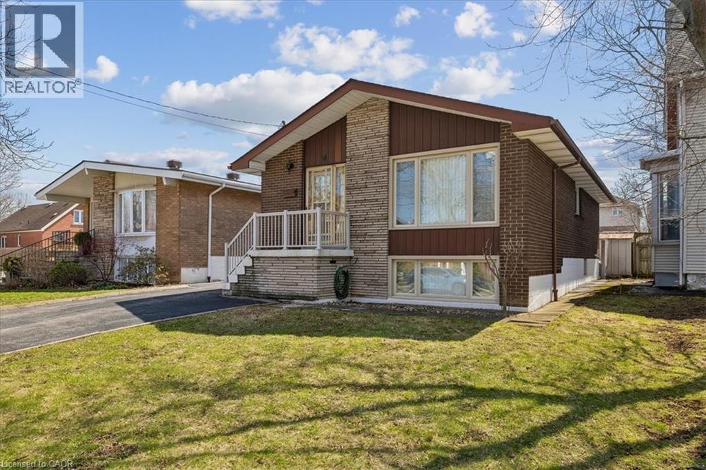 11 Duff Street, Hamilton, Ontario  L9C 1A8 - Photo 2 - 40845683