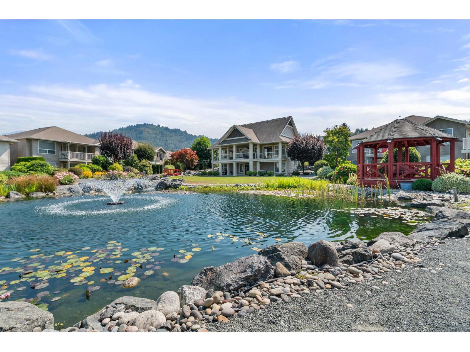 5976 Hunter Creek Crescent, Sardis South, Chilliwack, British Columbia  V2R 0B7 - Photo 8 - R3159288