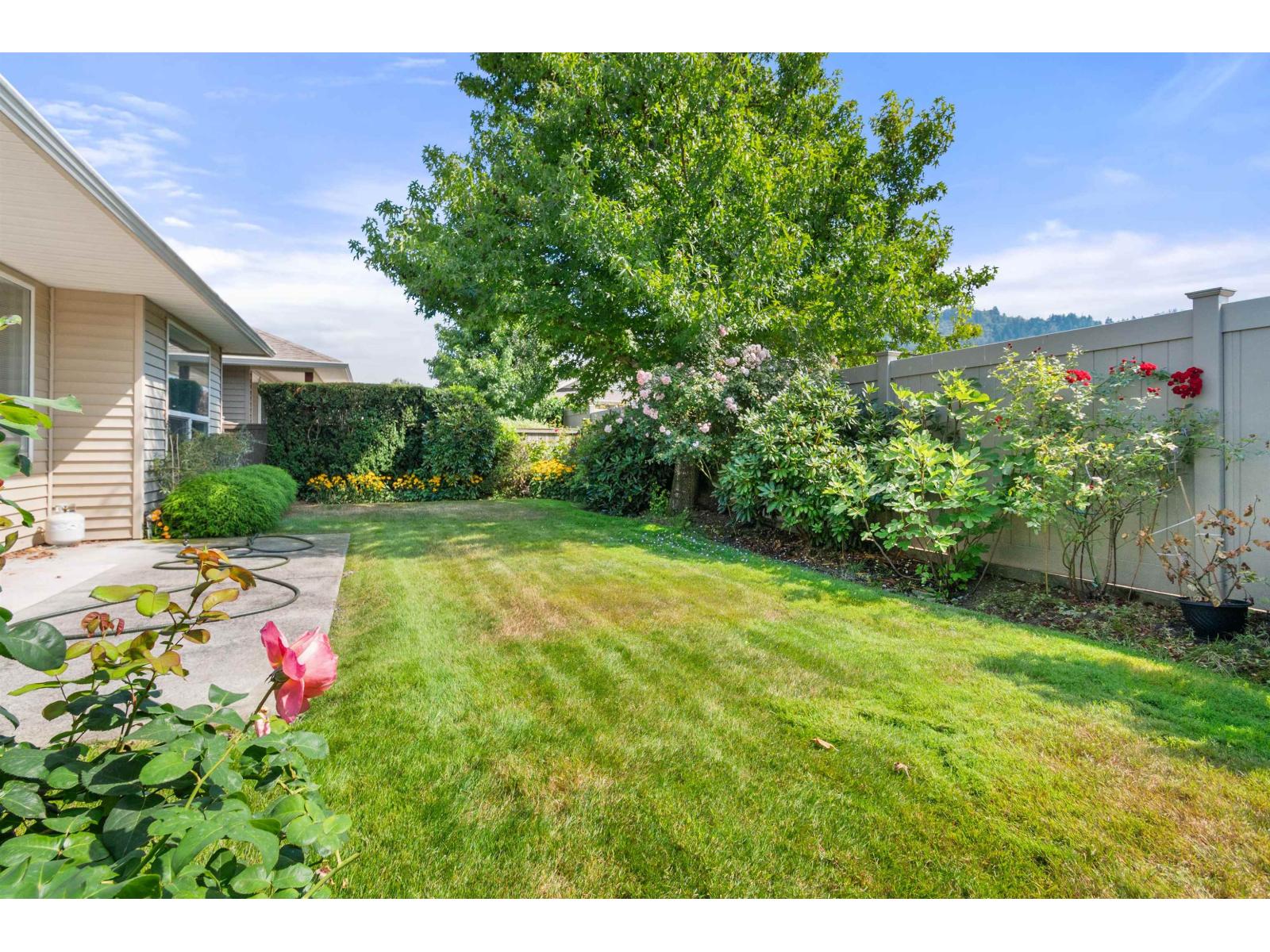 5976 Hunter Creek Crescent, Sardis South, Chilliwack, British Columbia  V2R 0B7 - Photo 7 - R3159288