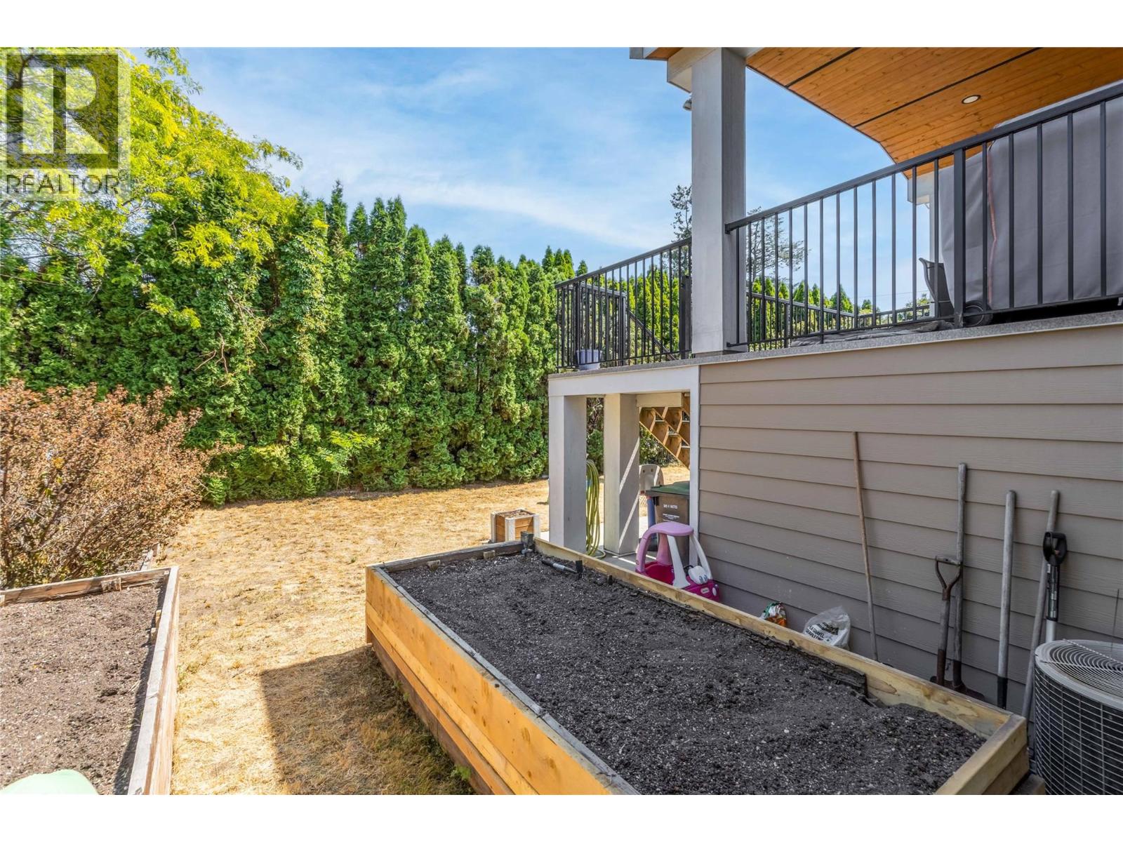 145 Gibbs Road E, Kelowna, British Columbia  V1X 2V8 - Photo 32 - 10394291