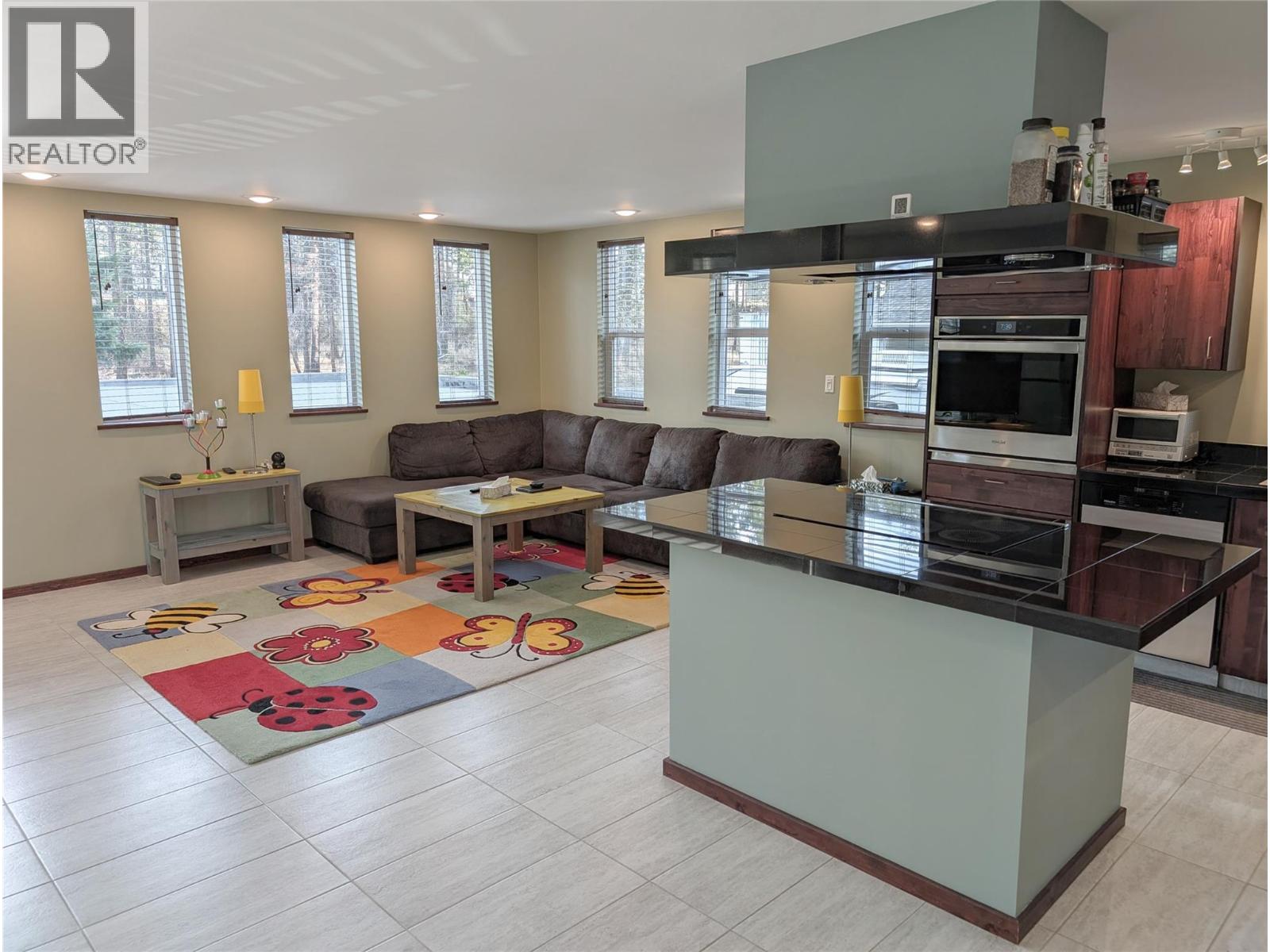 7141 Dunwaters Road, Kelowna, British Columbia  V1Z 3W5 - Photo 26 - 10398795