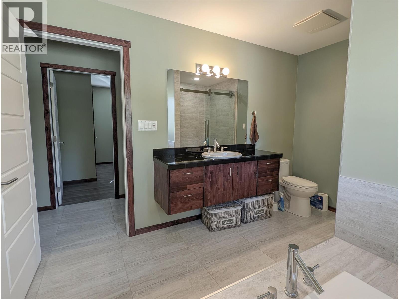 7141 Dunwaters Road, Kelowna, British Columbia  V1Z 3W5 - Photo 36 - 10398795