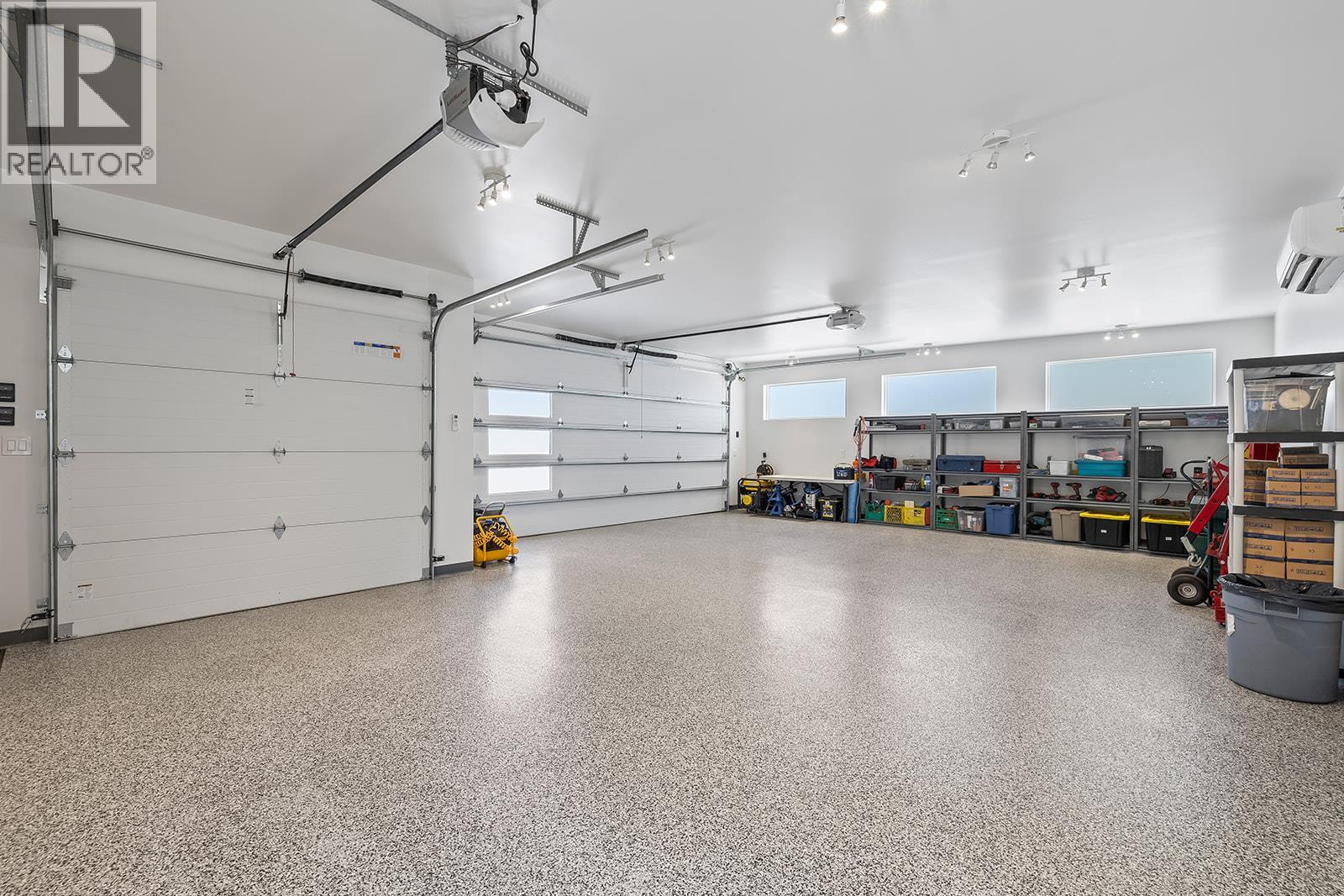 7141 Dunwaters Road, Kelowna, British Columbia  V1Z 3W5 - Photo 54 - 10398795