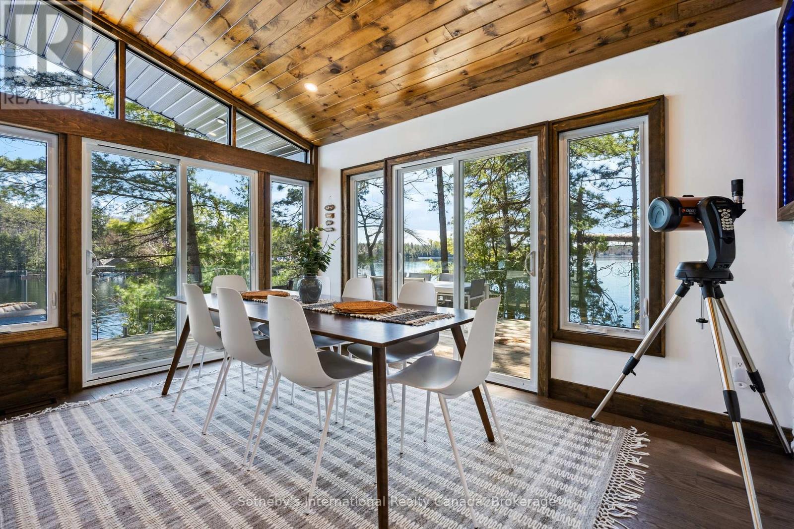 29 Beachgrove Island 33lm, Gravenhurst, Ontario  P1P 1R2 - Photo 14 - X13117108