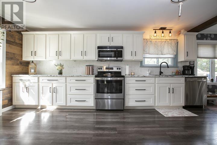 317 Goulais Ave, Sault Ste. Marie, Ontario  P6C 5A3 - Photo 19 - SM262357
