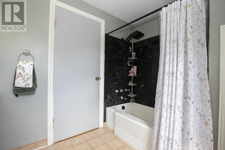 317 Goulais Ave, Sault Ste. Marie, Ontario  P6C 5A3 - Photo 37 - SM262357