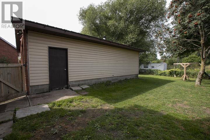 317 Goulais Ave, Sault Ste. Marie, Ontario  P6C 5A3 - Photo 8 - SM262357