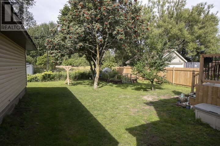 317 Goulais Ave, Sault Ste. Marie, Ontario  P6C 5A3 - Photo 6 - SM262357