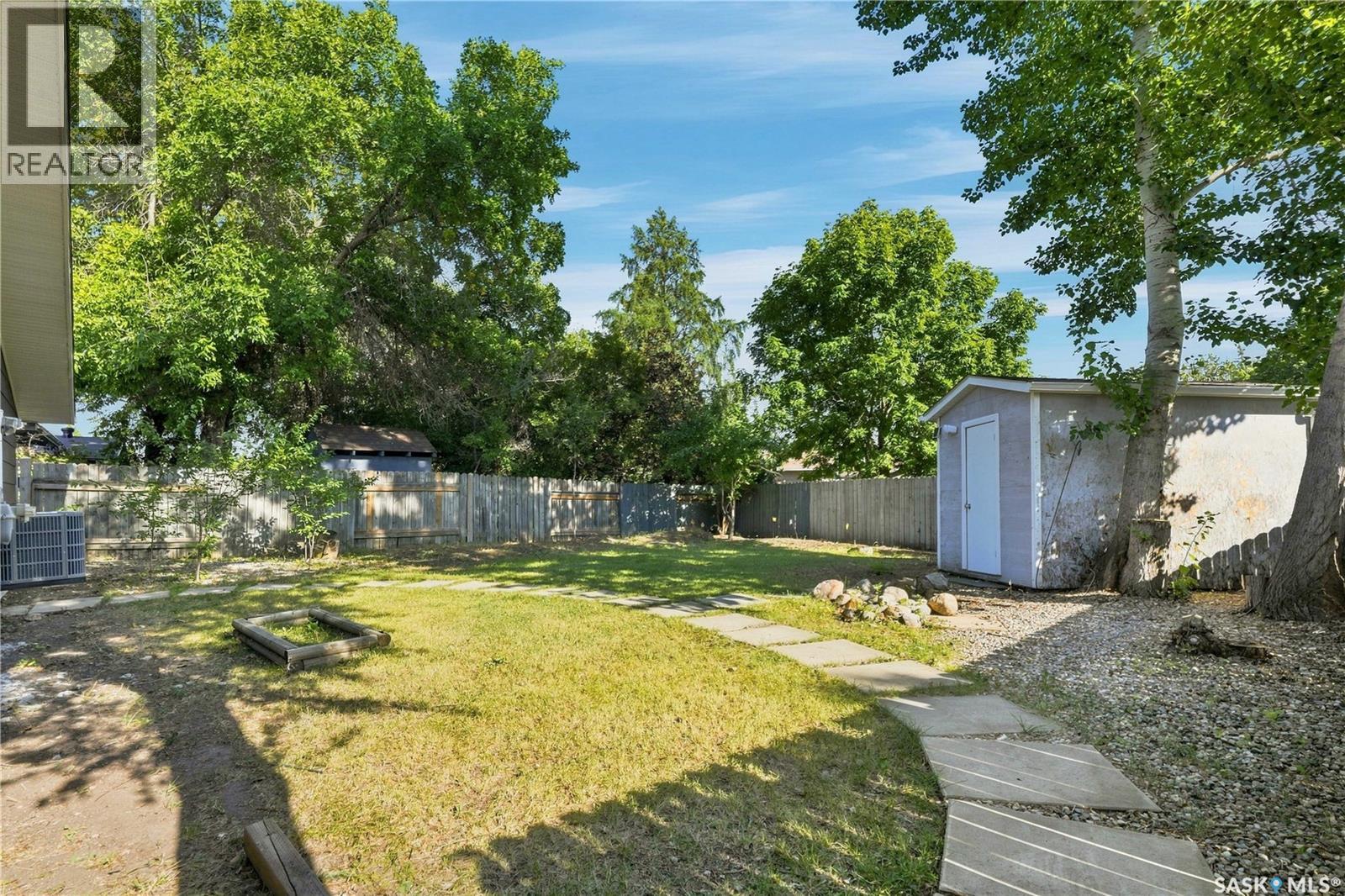 607 Lenore Drive, Saskatoon, Saskatchewan  S7K 5G7 - Photo 44 - SK046926