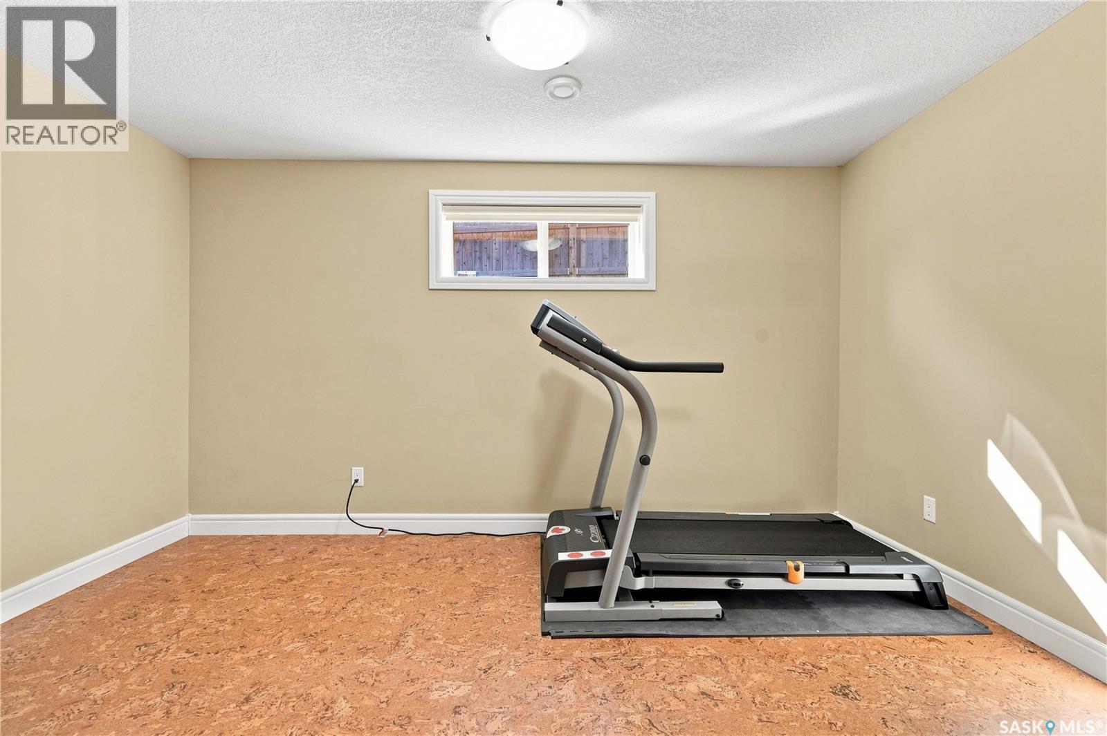 6407 Wascana Court Bay, Regina, Saskatchewan  S4V 3E6 - Photo 39 - SK046832