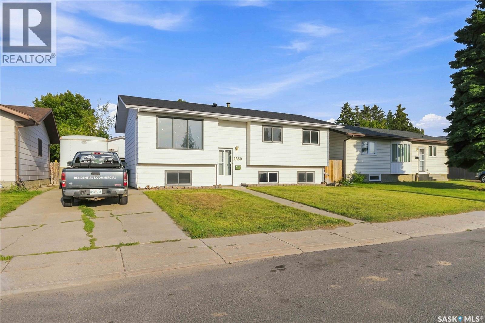 1530 Latrace Road, Saskatoon, Saskatchewan  S7L 6M2 - Photo 2 - SK046660