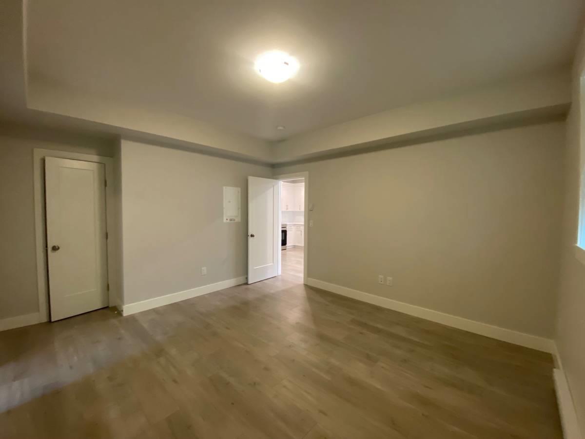 Suite-7840 CEDARBROOK ROAD|Lower Landing