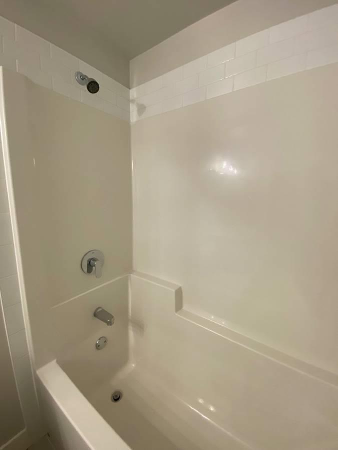 Suite-7840 CEDARBROOK ROAD|Lower Landing