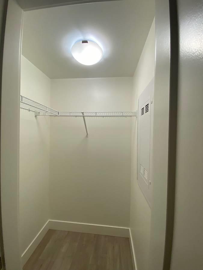 Suite-7840 CEDARBROOK ROAD|Lower Landing