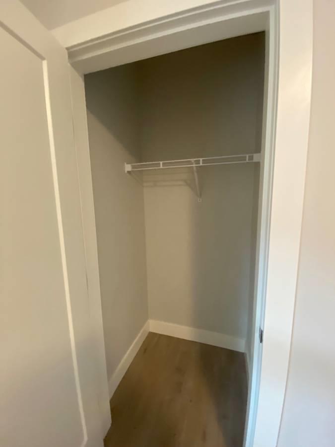 Suite-7840 CEDARBROOK ROAD|Lower Landing