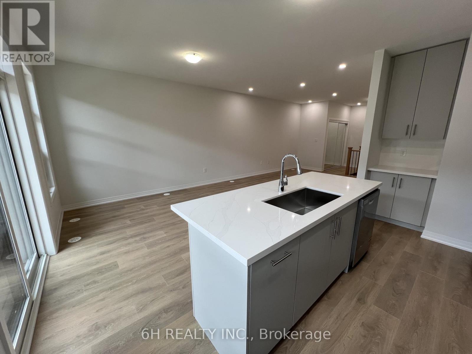 Lot 8 - 43 Harold Wilson Lane, Richmond Hill, Ontario  L4S 1N5 - Photo 10 - N13718644