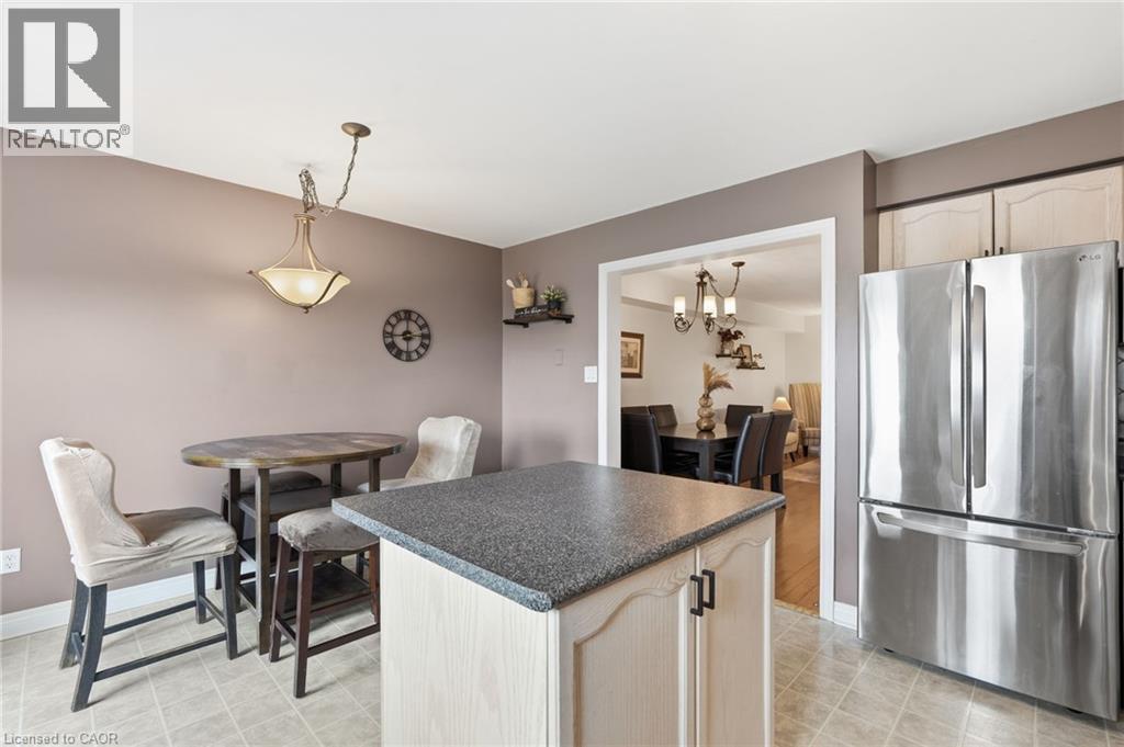 8 Slater Court, Waterdown, Ontario  L8B 0K8 - Photo 10 - 40859110