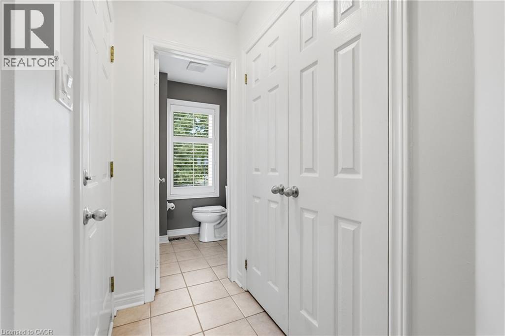 8 Slater Court, Waterdown, Ontario  L8B 0K8 - Photo 12 - 40859110