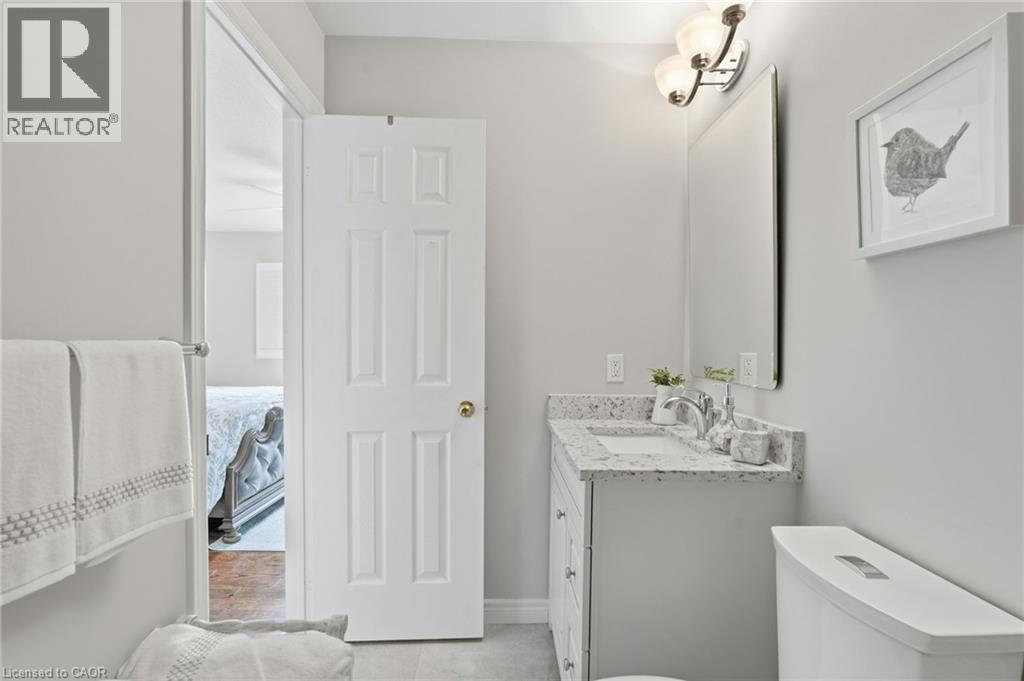 8 Slater Court, Waterdown, Ontario  L8B 0K8 - Photo 22 - 40859110