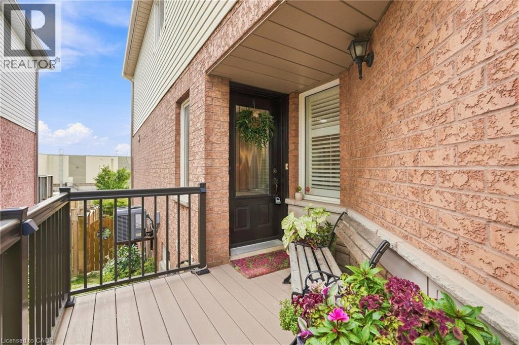 8 Slater Court, Waterdown, Ontario  L8B 0K8 - Photo 38 - 40859110