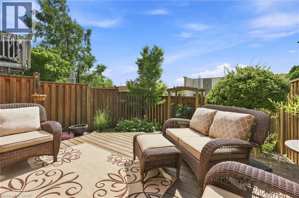 8 Slater Court, Waterdown, Ontario  L8B 0K8 - Photo 42 - 40859110