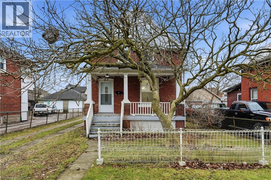27 ALBERT Street Unit# Upper