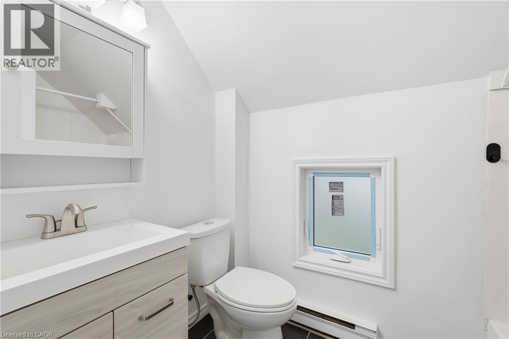 27 Albert Street Unit# Upper, Welland, Ontario  L3B 4L1 - Photo 13 - 40859103