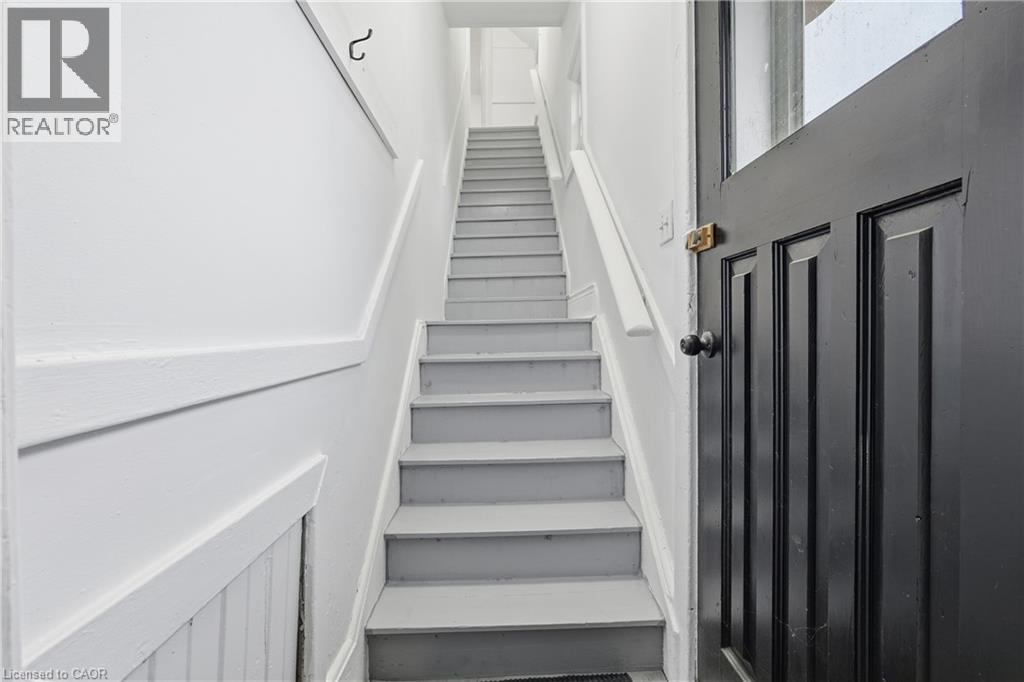 27 Albert Street Unit# Upper, Welland, Ontario  L3B 4L1 - Photo 3 - 40859103
