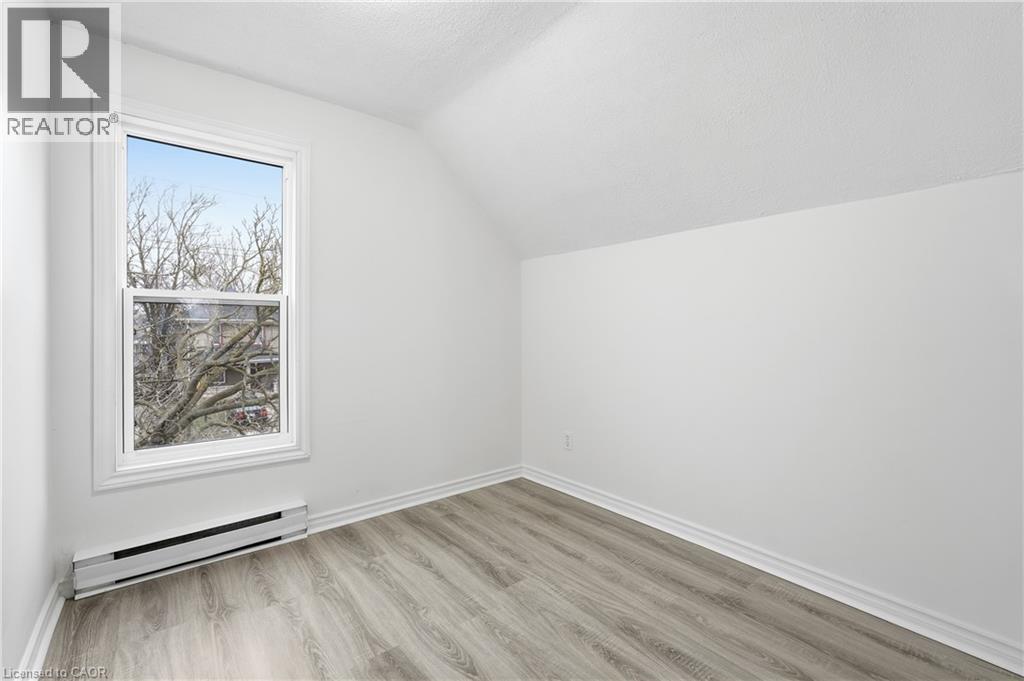 27 Albert Street Unit# Upper, Welland, Ontario  L3B 4L1 - Photo 4 - 40859103