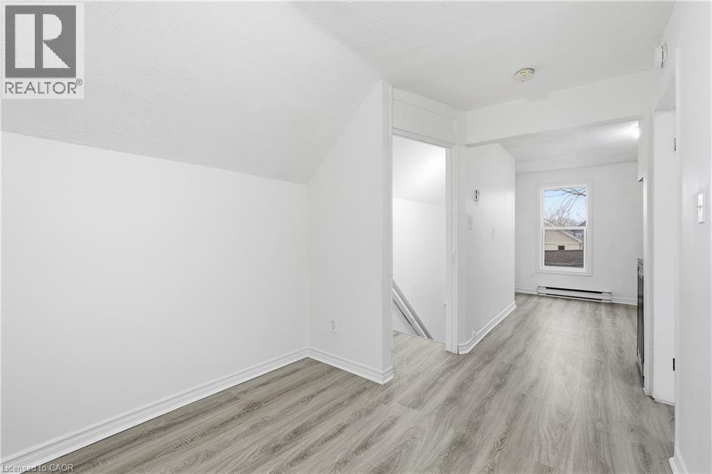 27 Albert Street Unit# Upper, Welland, Ontario  L3B 4L1 - Photo 5 - 40859103