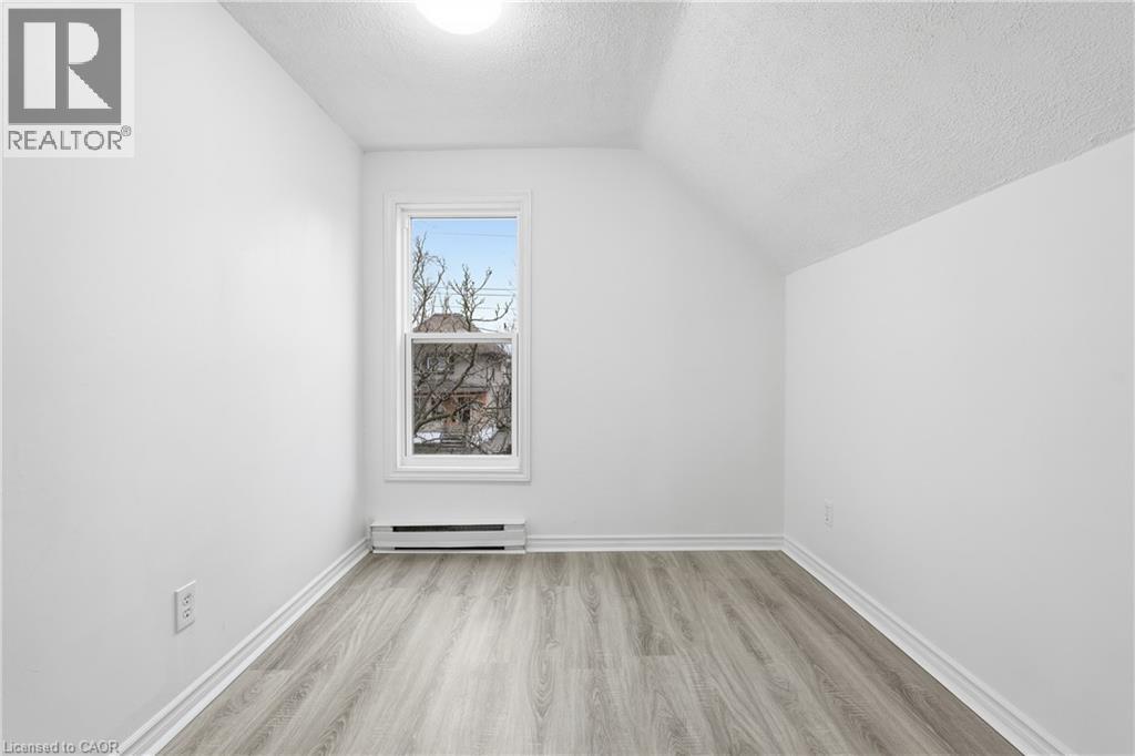 27 Albert Street Unit# Upper, Welland, Ontario  L3B 4L1 - Photo 6 - 40859103