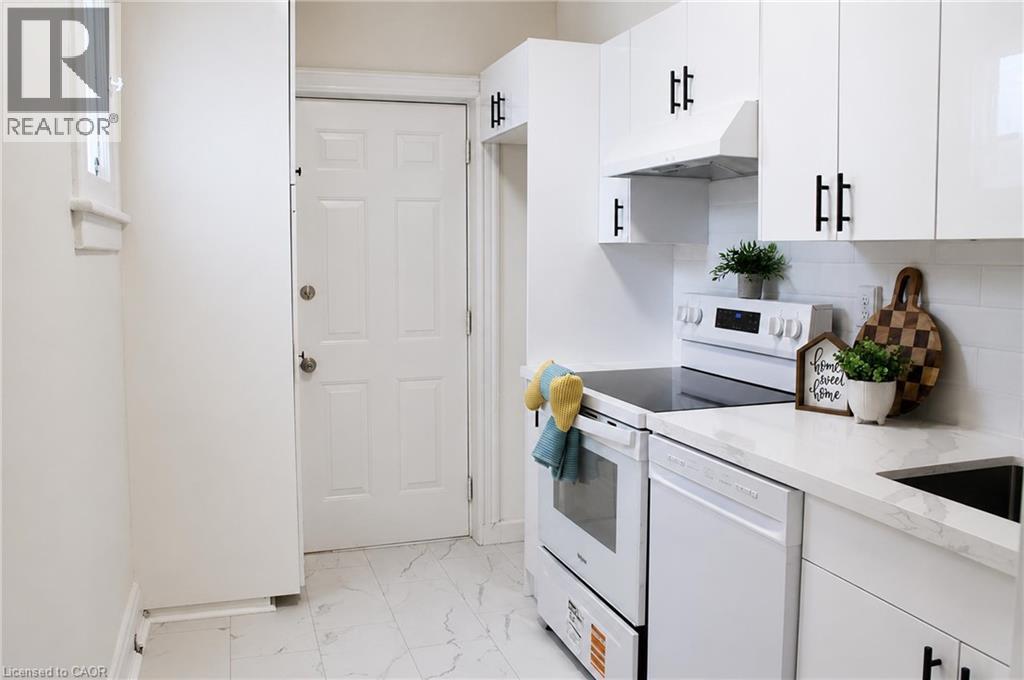 56 N Wentworth Street Unit# 1, Hamilton, Ontario  L8L 5V4 - Photo 12 - 40858883