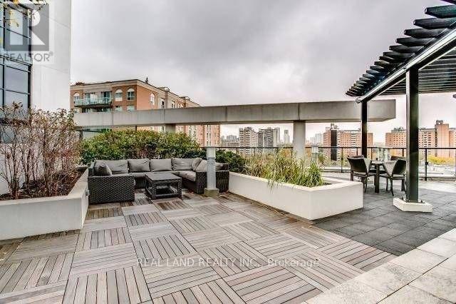 1111 - 400 ADELAIDE STREET, Toronto, Ontario