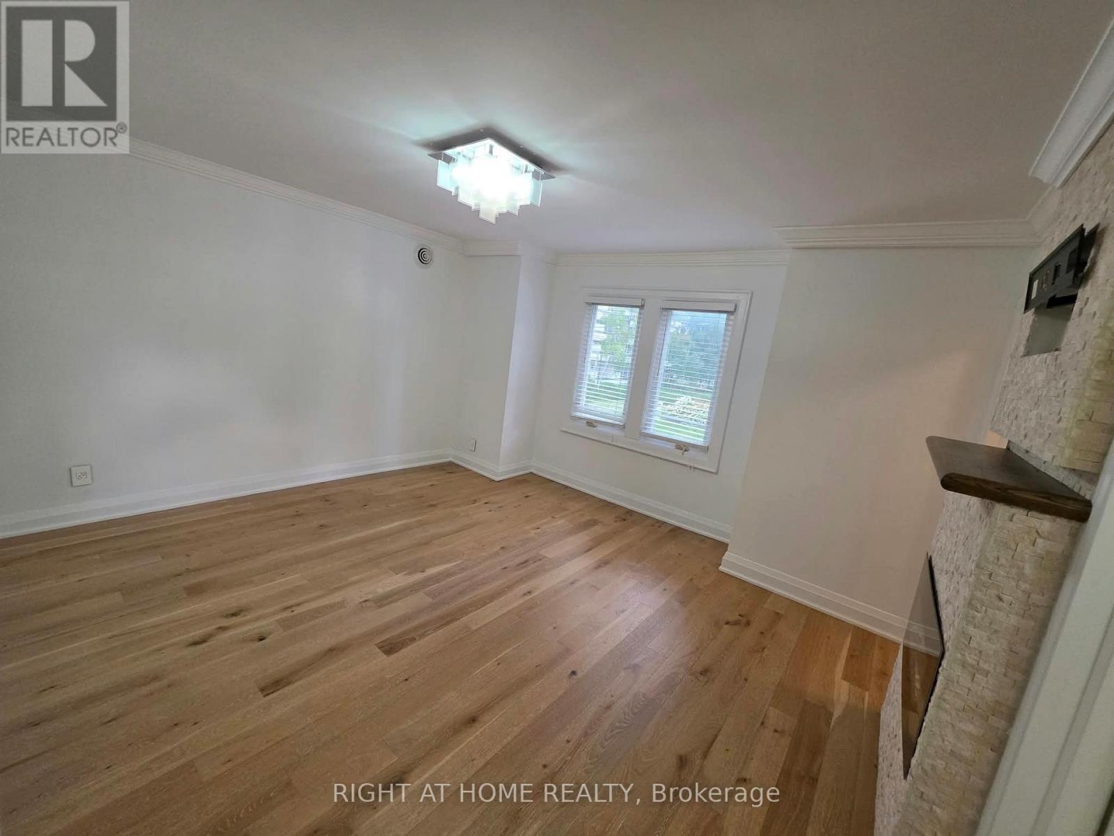 Main - 154 Davisville Avenue, Toronto, Ontario  M4S 1E8 - Photo 20 - C13723454