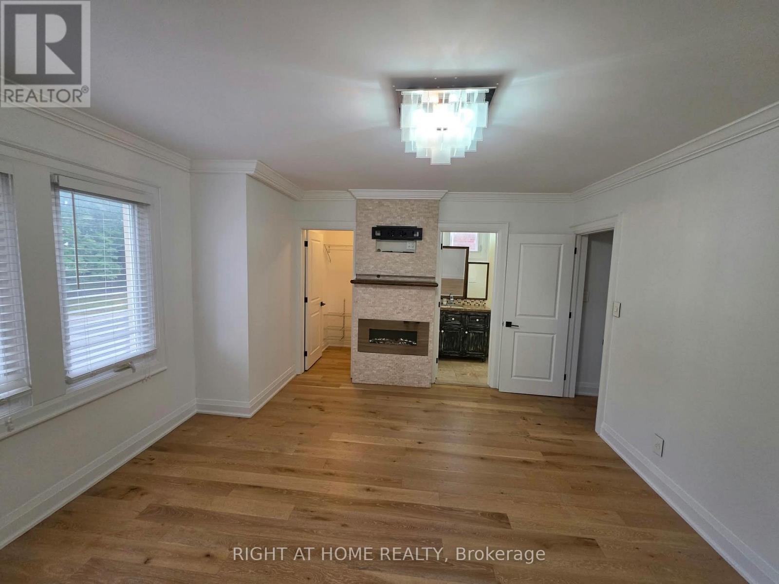 Main - 154 Davisville Avenue, Toronto, Ontario  M4S 1E8 - Photo 21 - C13723454
