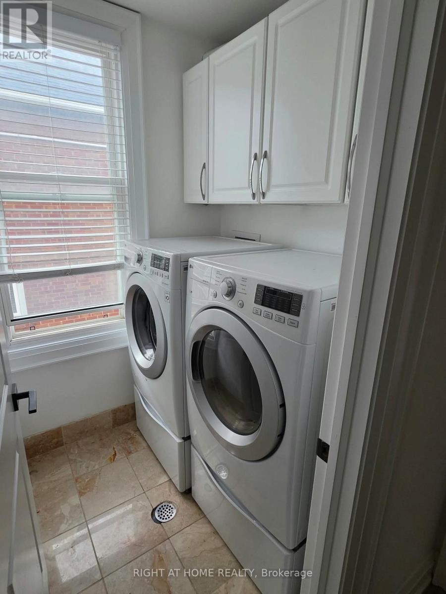 Main - 154 Davisville Avenue, Toronto, Ontario  M4S 1E8 - Photo 36 - C13723454