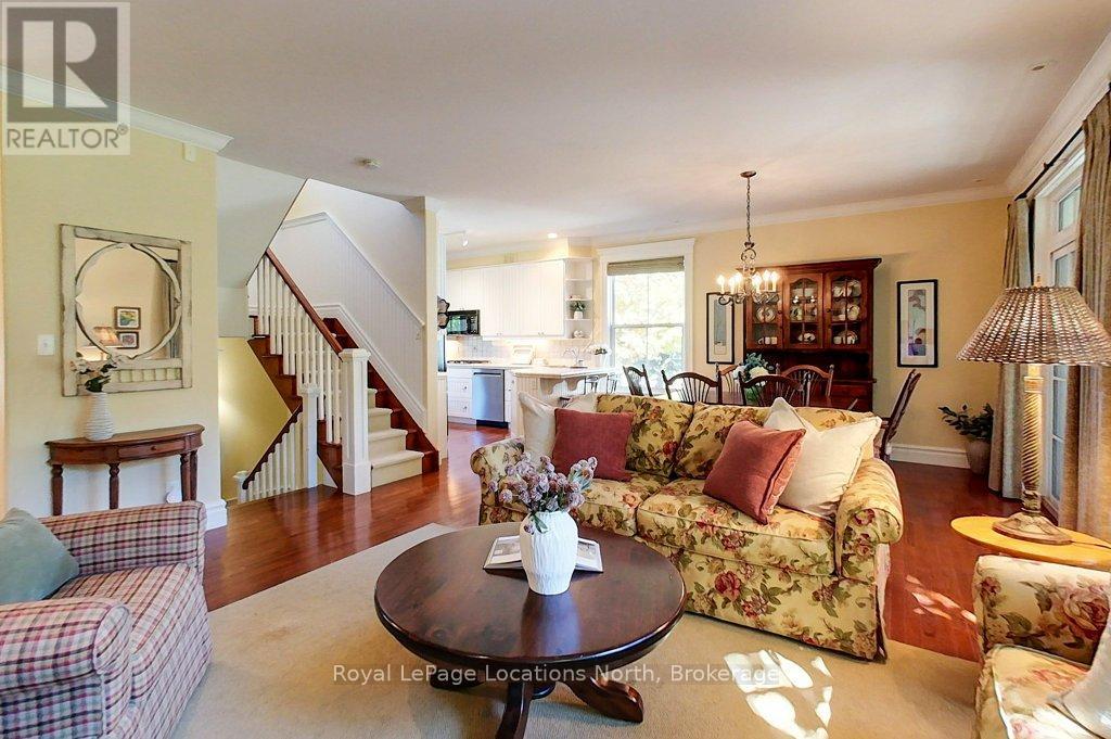 202 Snowbridge Way, Blue Mountains, Ontario  L9Y 0V1 - Photo 13 - X13723404