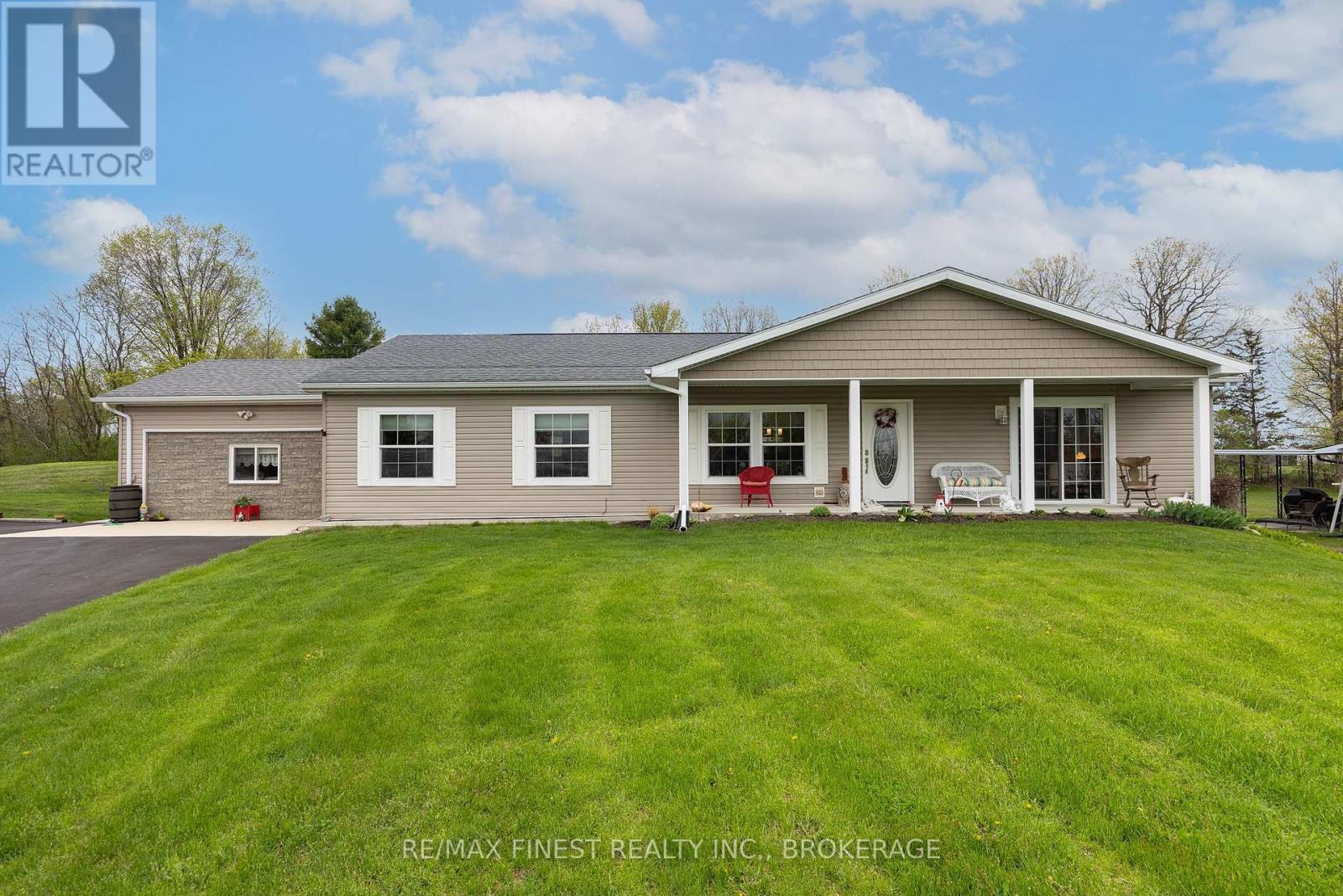 463 Drive In Road, Greater Napanee, Ontario K7R 3L1 - Photo 3 - X13723374