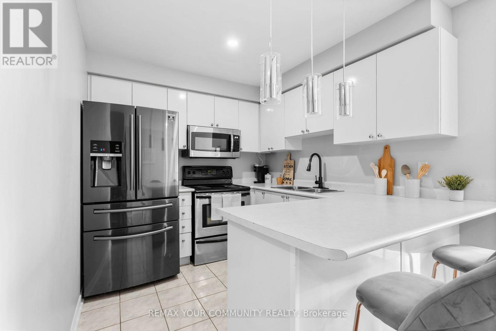31 Webbford Street, Ajax, Ontario  L1S 0A8 - Photo 16 - E13723352