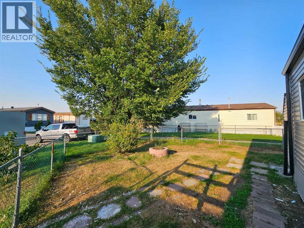 71, 1101 84  NE, Calgary, Alberta  T2A 7X2 - Photo 4 - A2340145