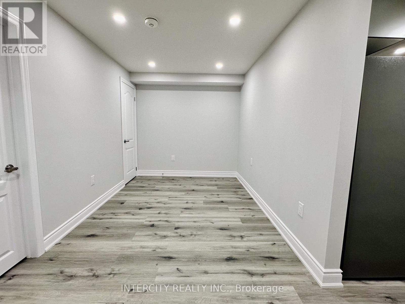 Bsmt - 77 Romanelli Crescent, Bradford West Gwillimbury (Bradford), Ontario  L3Z 0X7 - Photo 19 - N13723424