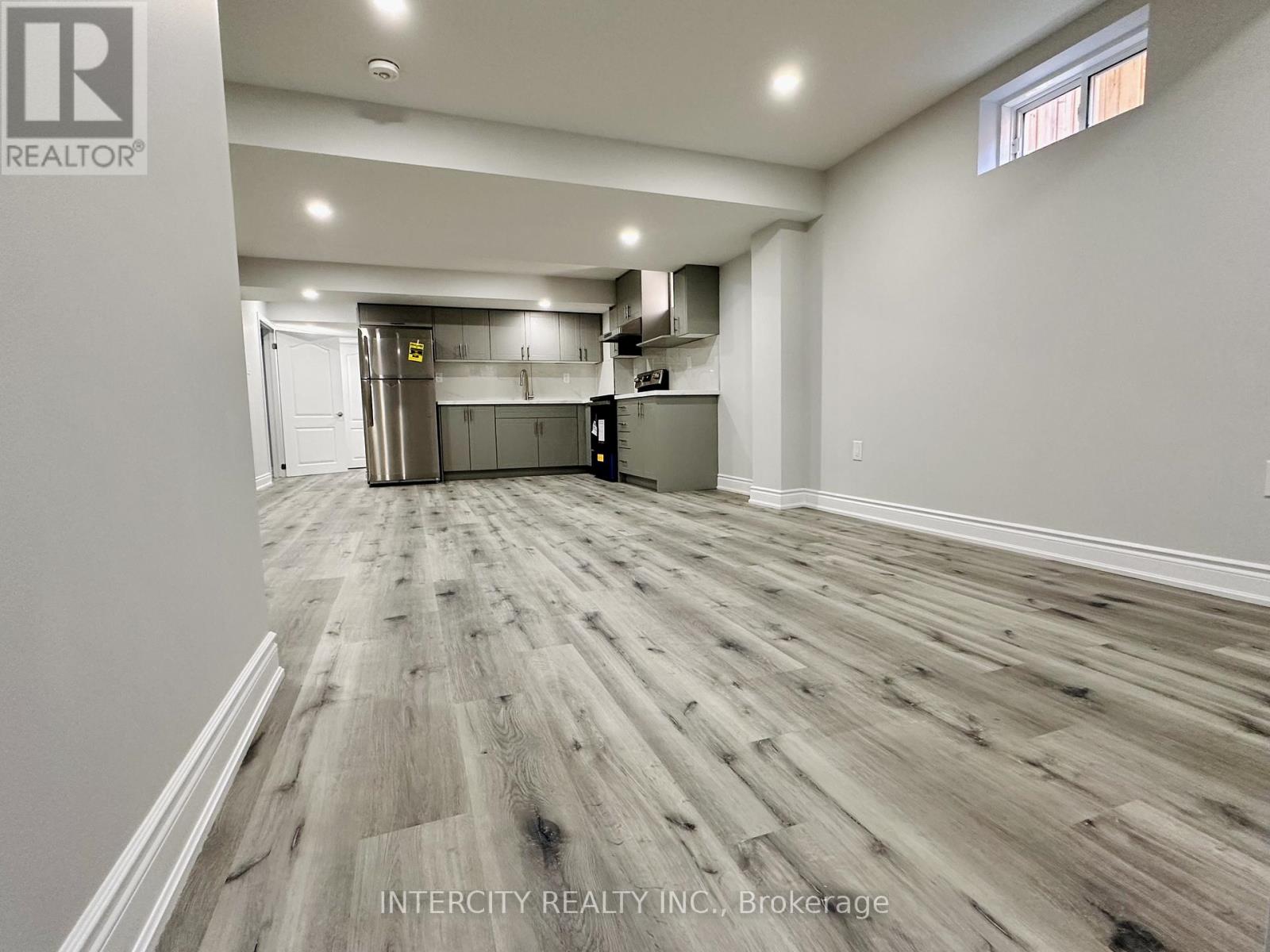 Bsmt - 77 Romanelli Crescent, Bradford West Gwillimbury (Bradford), Ontario  L3Z 0X7 - Photo 6 - N13723424