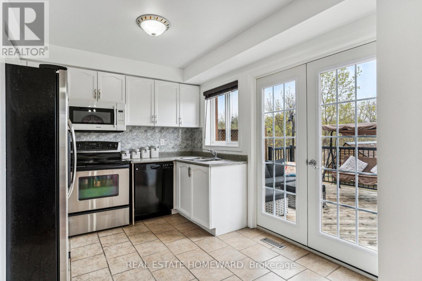 1117 Ashley Court, Innisfil, Ontario  L9S 1X1 - Photo 15 - N13723446