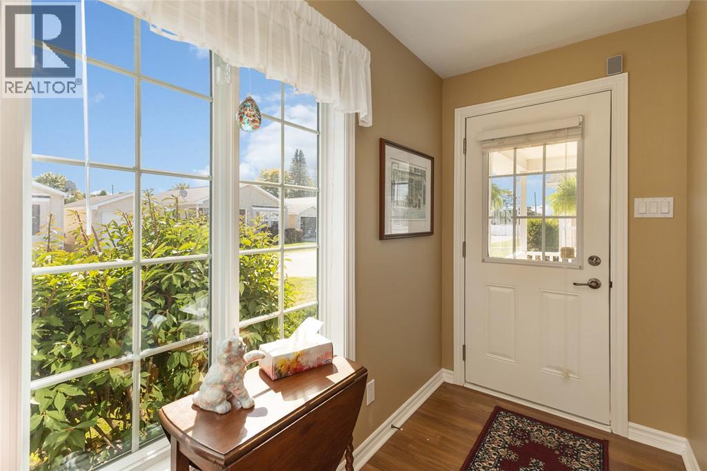 458 RICHARD CRESCENT Strathroy Ontario Canada N7G3P4 3