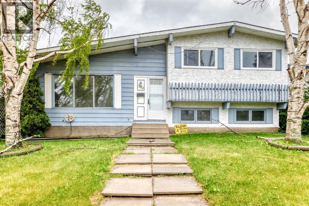 544 Penworth Way SE, Calgary, Alberta  T2A 4G3 - Photo 1 - A2315368