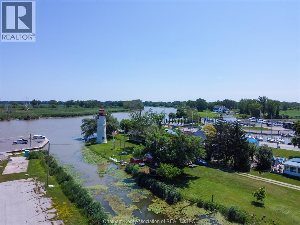 19260 Lakeside Drive, Lighthouse Cove, Ontario  N0P 2L0 - Photo 42 - 26021050