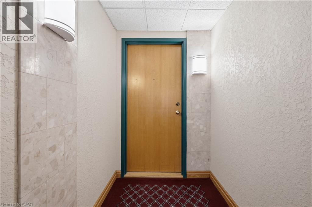 55 Blue Springs Drive Unit# 611, Waterloo, Ontario  N2J 4T3 - Photo 6 - 40858472