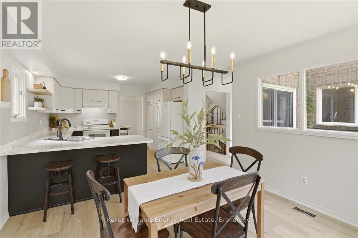 70 Willowbrook Drive, Whitby, Ontario  L1R 2A8 - Photo 20 - E13723522