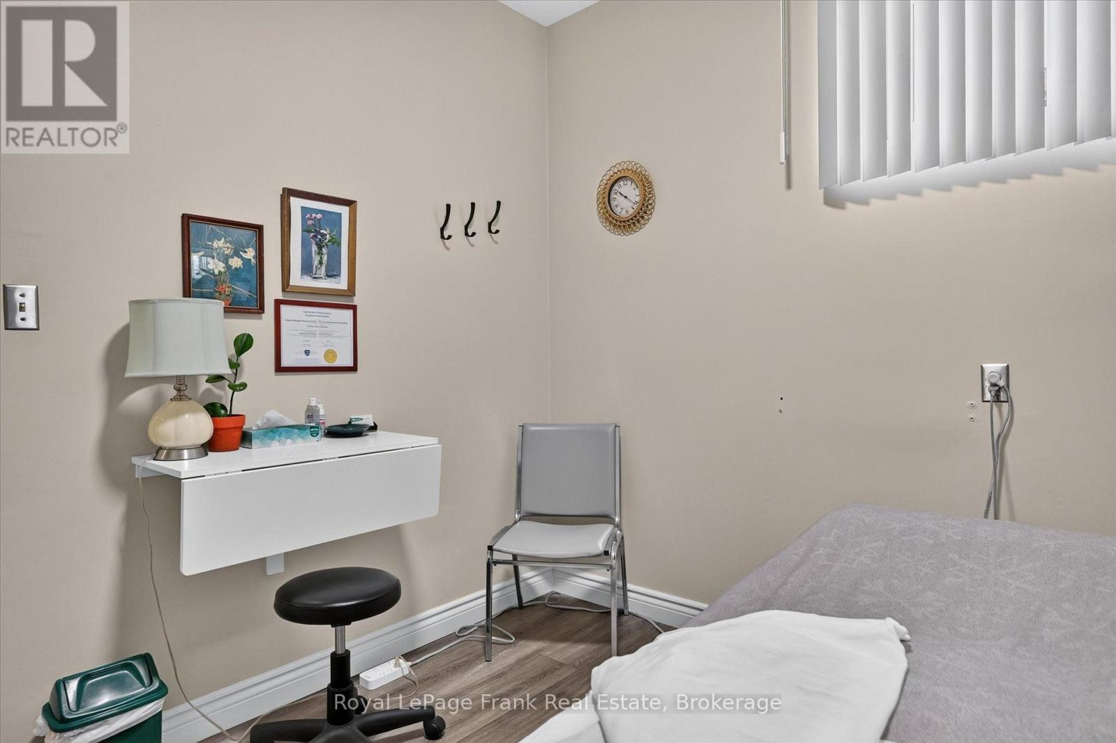 308 Charlotte Street, Peterborough, Ontario  K9J 2V7 - Photo 15 - X13723538