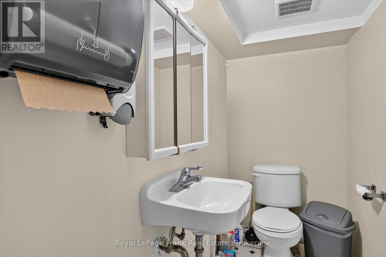 308 Charlotte Street, Peterborough, Ontario  K9J 2V7 - Photo 43 - X13723538